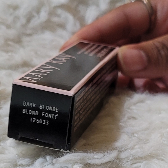 Mary Kay Volumizing Brow Tint - Picture 2 of 4